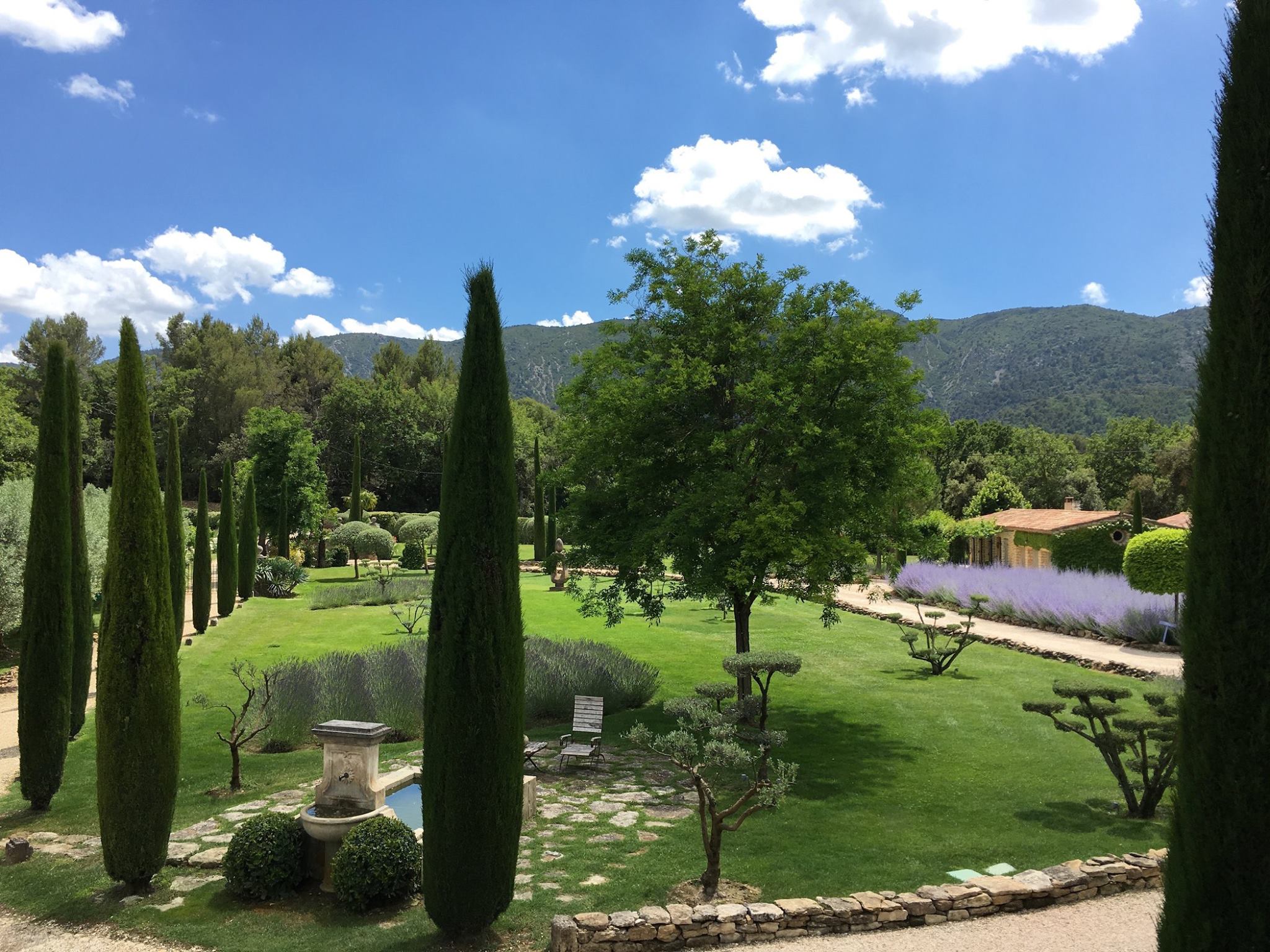 le coeur dans les etoiles - wedding planner - organisation mariage - luberon - provence - alpilles - domaine - prestige - charme - lieu de reception - mariage provence