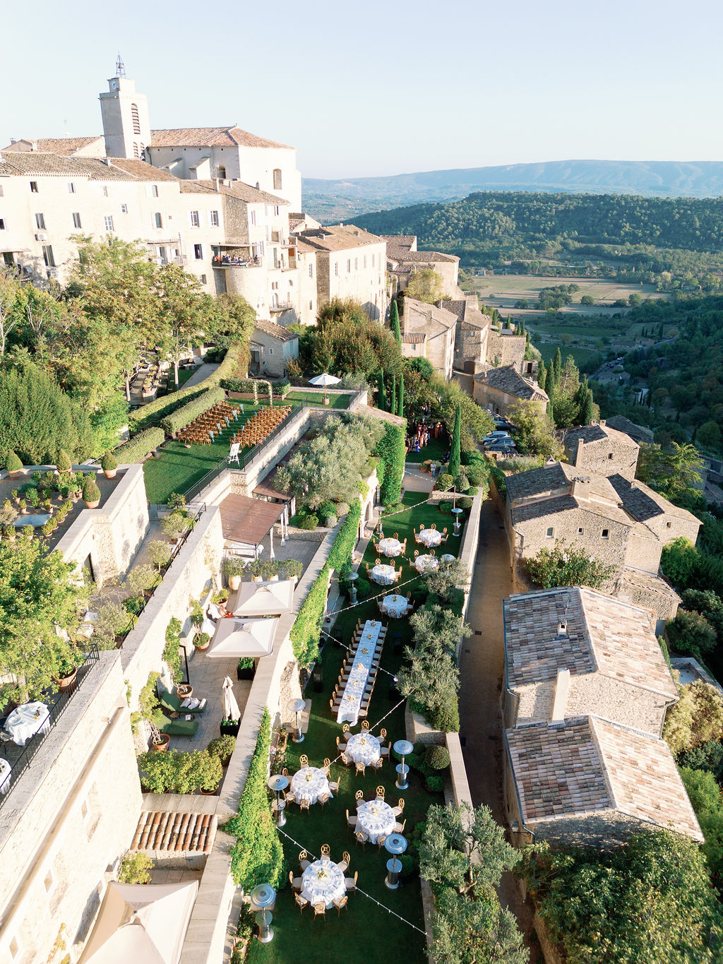 Superbe lieu de réception de mariage à Gordes - Wedding Coaching